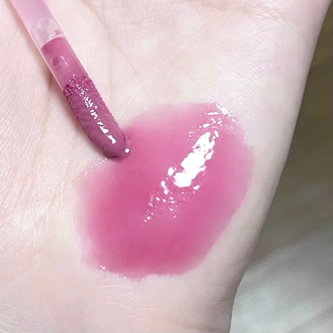 ジューシーラスティングティント/rom&nd/リップティントを使ったクチコミ(4枚目)