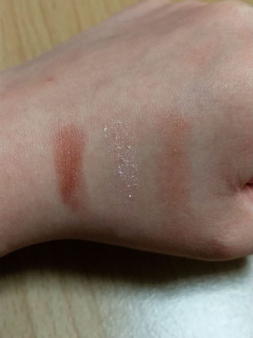 プリズムトリック 03 コーラルジュエル/フォーチュン/アイシャドウパレットを使ったクチコミ（3枚目）