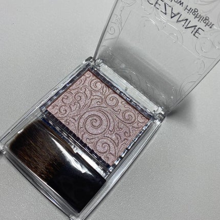 パールグロウハイライト/CEZANNE/パウダーハイライトを使ったクチコミ(3枚目)