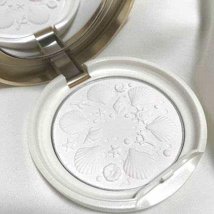 ブライトニング フェイス パウダー/ANNA SUI/プレストパウダーを使ったクチコミ(2枚目)