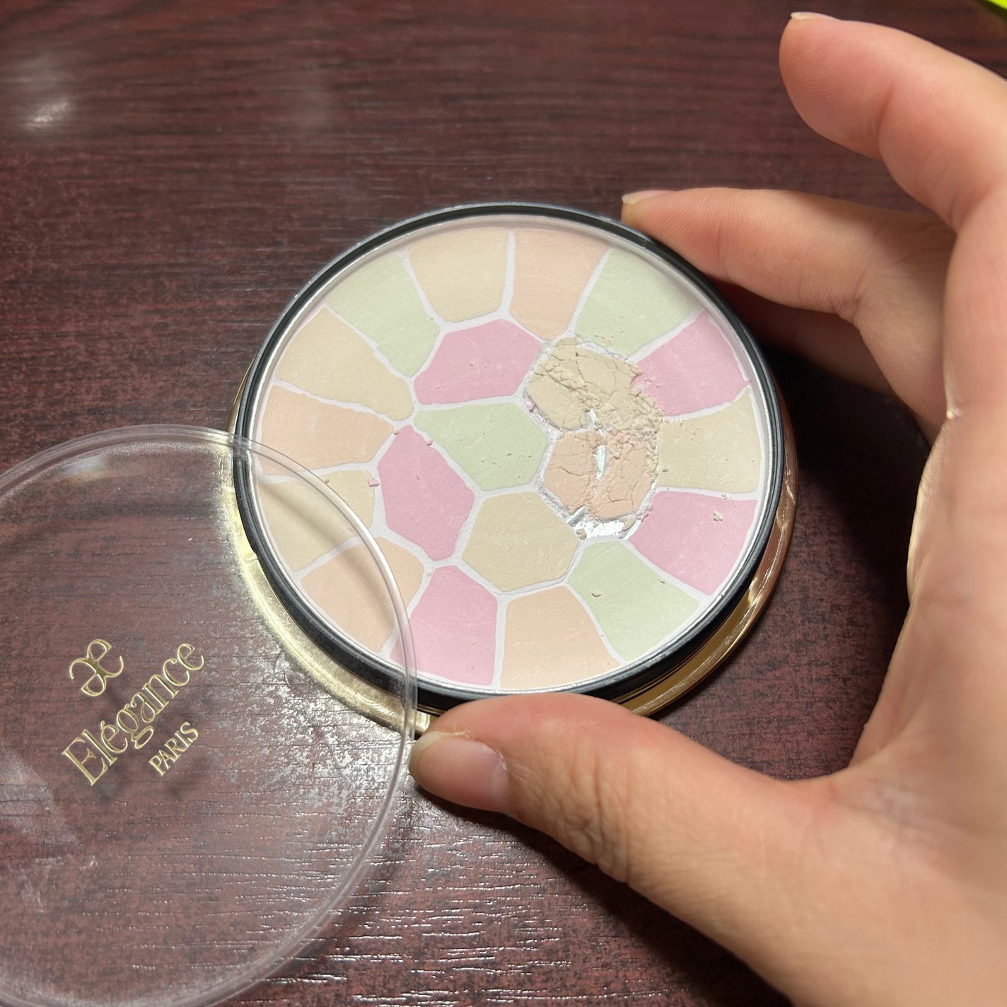 ラ プードル オートニュアンス/Elégance/プレストパウダーを使ったクチコミ(1枚目)