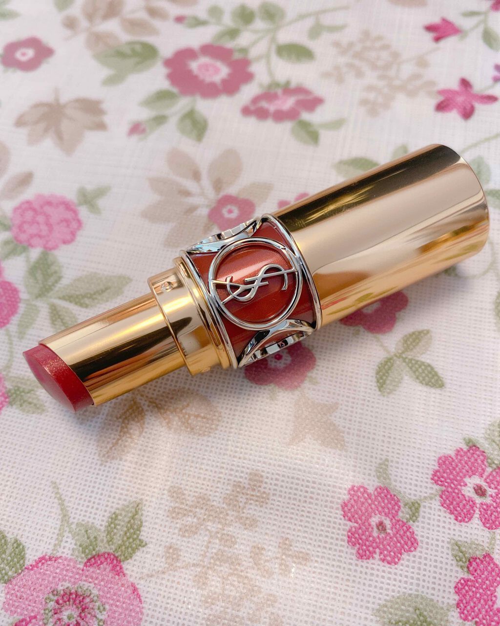 ルージュ ヴォリュプテ シャイン/YVES SAINT LAURENT BEAUTE/口紅を使ったクチコミ(1枚目)