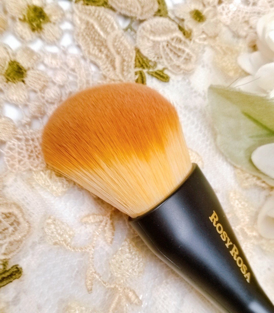 マルチユースブラシ〈フェイス〉/ロージーローザ/メイクブラシを使ったクチコミ(2枚目)
