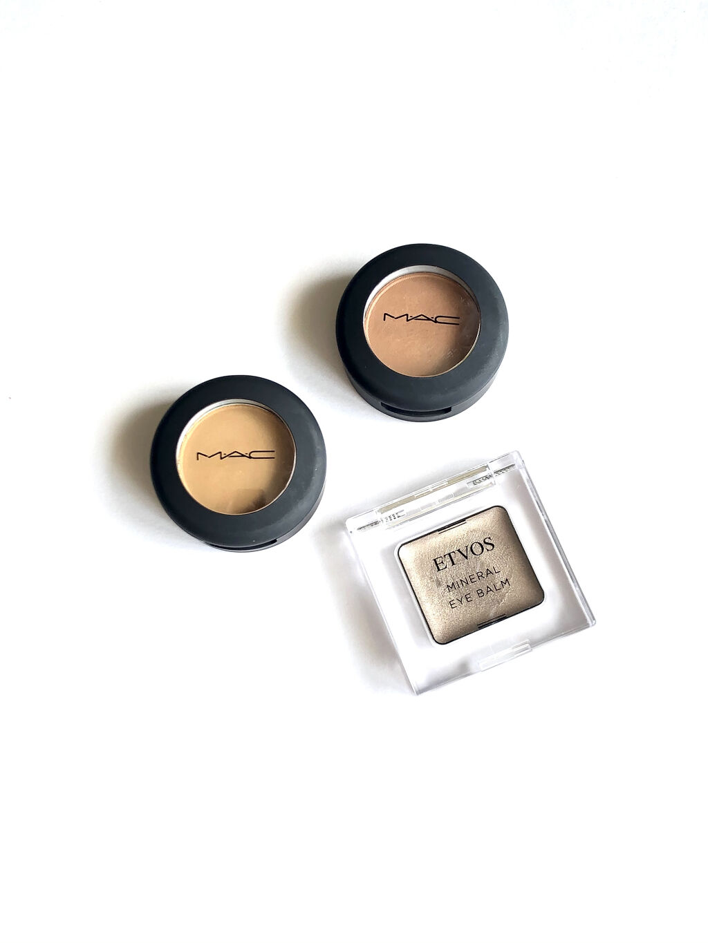 ミネラルアイバーム アッシュグレイ/エトヴォス/ジェル・クリームアイシャドウを使ったクチコミ（1枚目）