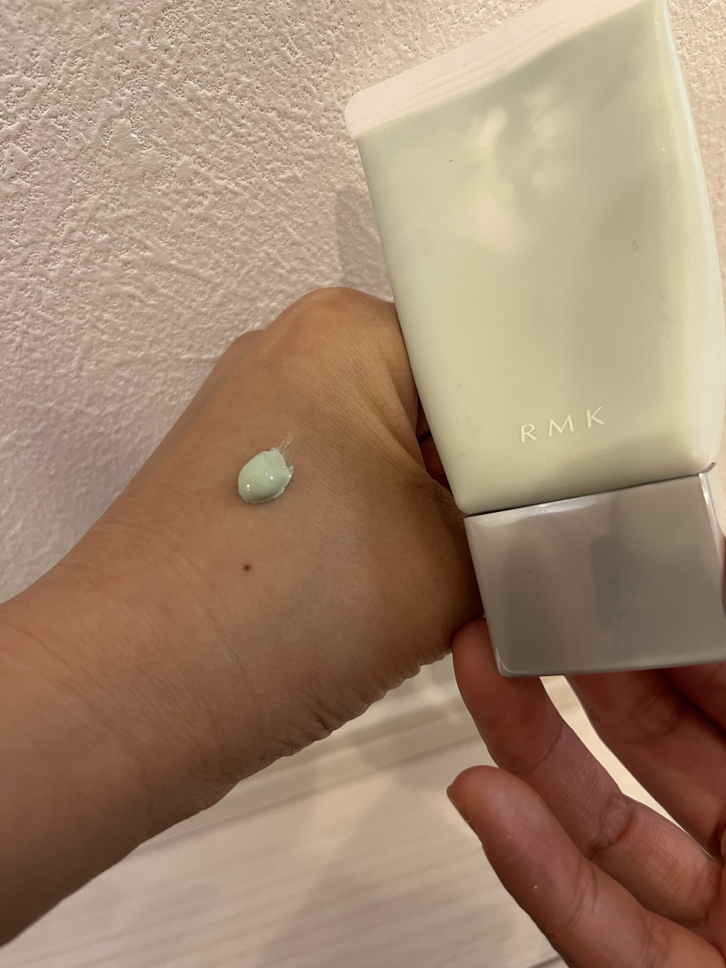 ベーシック コントロールカラー N/RMK/化粧下地を使ったクチコミ（2枚目）