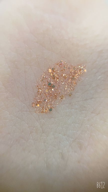 ブリンリキッドグリッターライナー/BLING GLOW/グリッターを使ったクチコミ(4枚目)