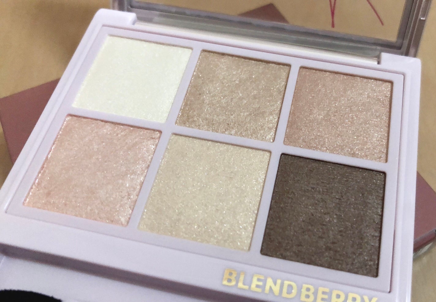オーラクリエイション/BLEND BERRY/アイシャドウパレットを使ったクチコミ(3枚目)