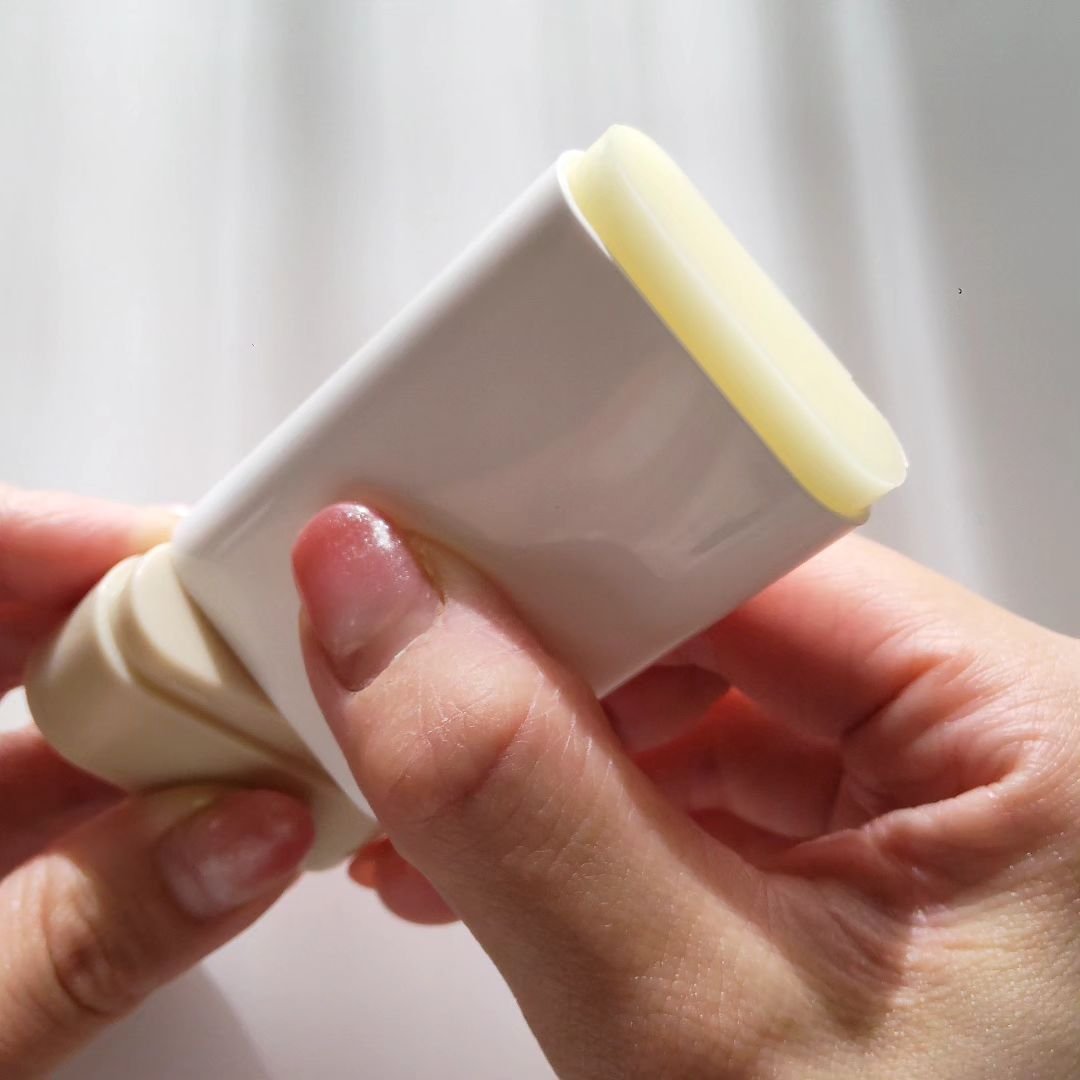 Echinacea Airy Sun Stick/RAWQUEST/日焼け止めスティックを使ったクチコミ（3枚目）