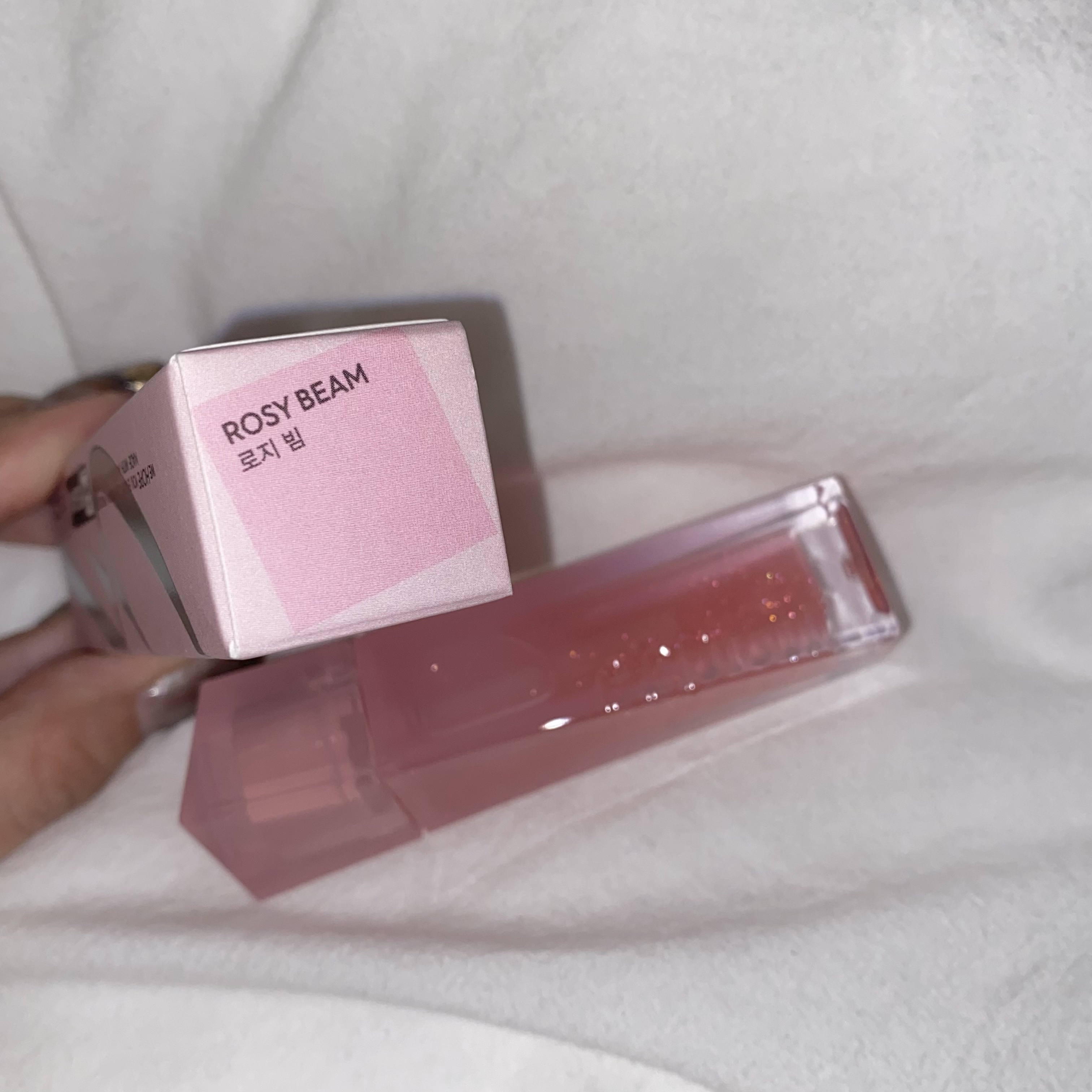 エスポア クチュールリップグロス ロージービーム(Rosy BB Edition)/espoir/リップグロスを使ったクチコミ（3枚目）