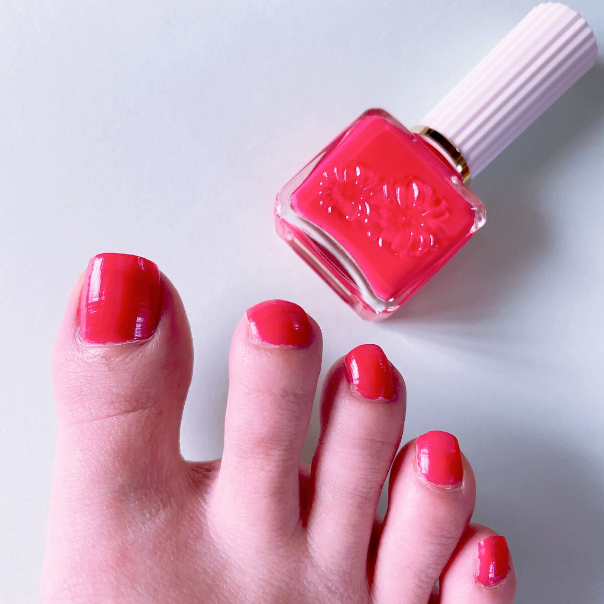 ネイルカラー 004 ガールズロック(限定)/PAUL & JOE BEAUTE/マニキュアを使ったクチコミ（2枚目）