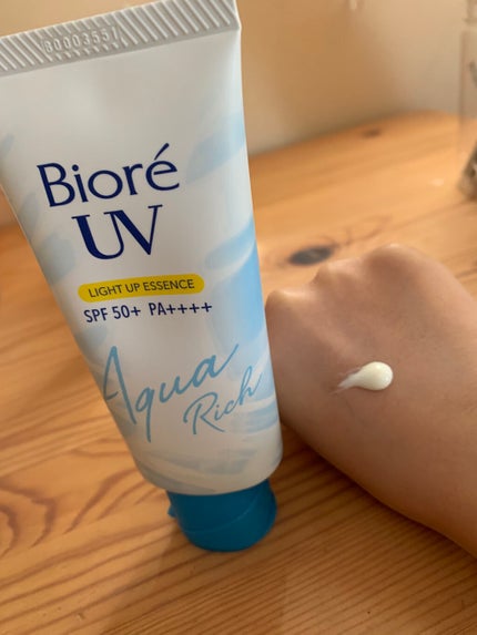 ビオレUV アクアリッチ ライトアップエッセンス/ビオレ/日焼け止めクリームを使ったクチコミ(3枚目)