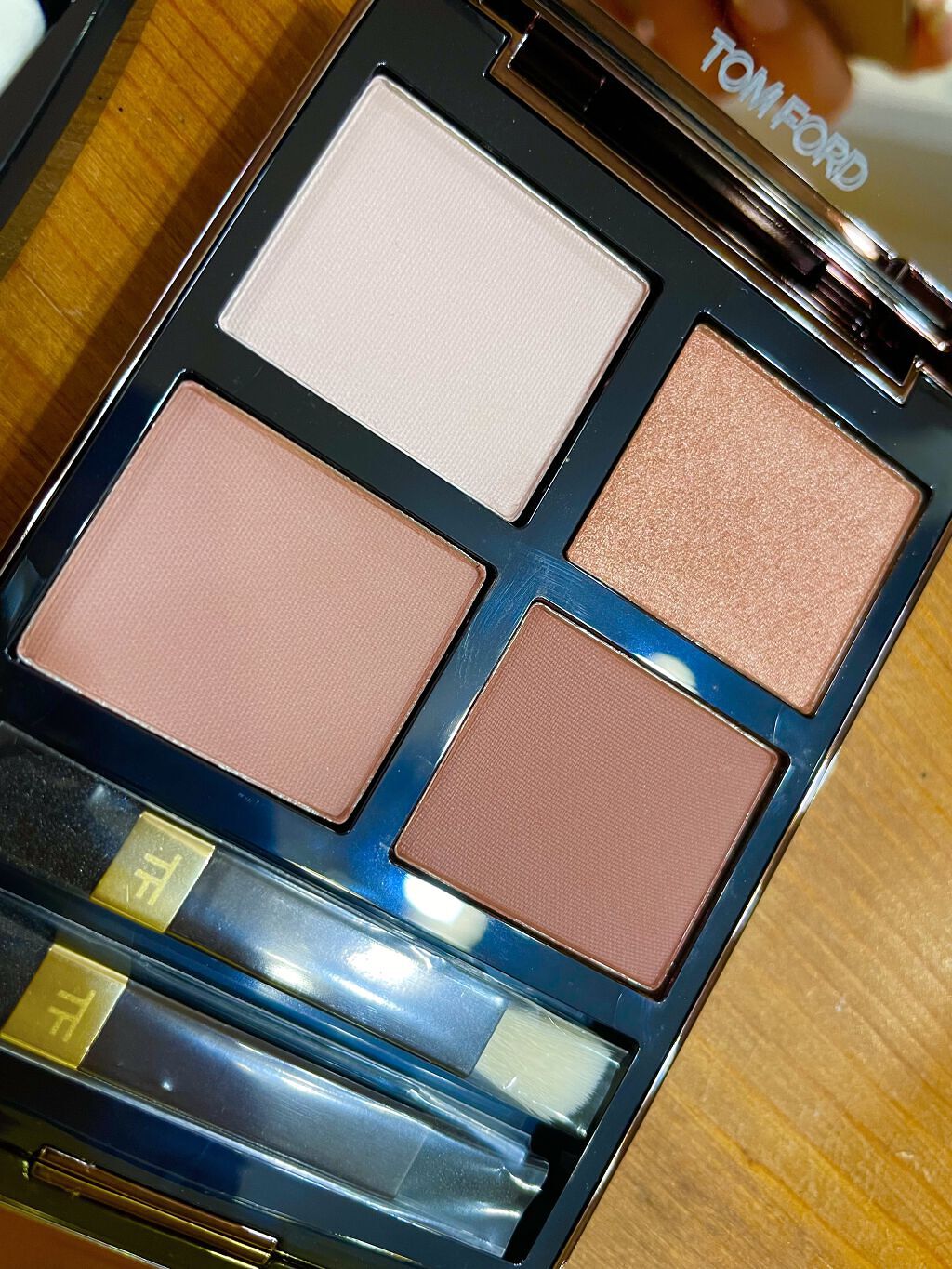 レ キャトル オンブル 352 エレメンタル/CHANEL/アイシャドウパレットを使ったクチコミ（2枚目）