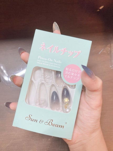 姫フォロバ on LIPS 「つけ爪買ったよ〜夏っぽい所は置いといてめっちゃ可愛い♡#買って..」(1枚目)