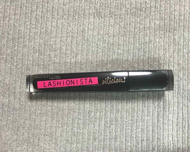 □MAYBELLINE ラッシュニスタ オイリシャス  01


もう何度リピートしたか分からないくらい
リピートして使っているマスカラです！🔁

ダマになりにくく、ボリュームを出してくれます✨
もっと