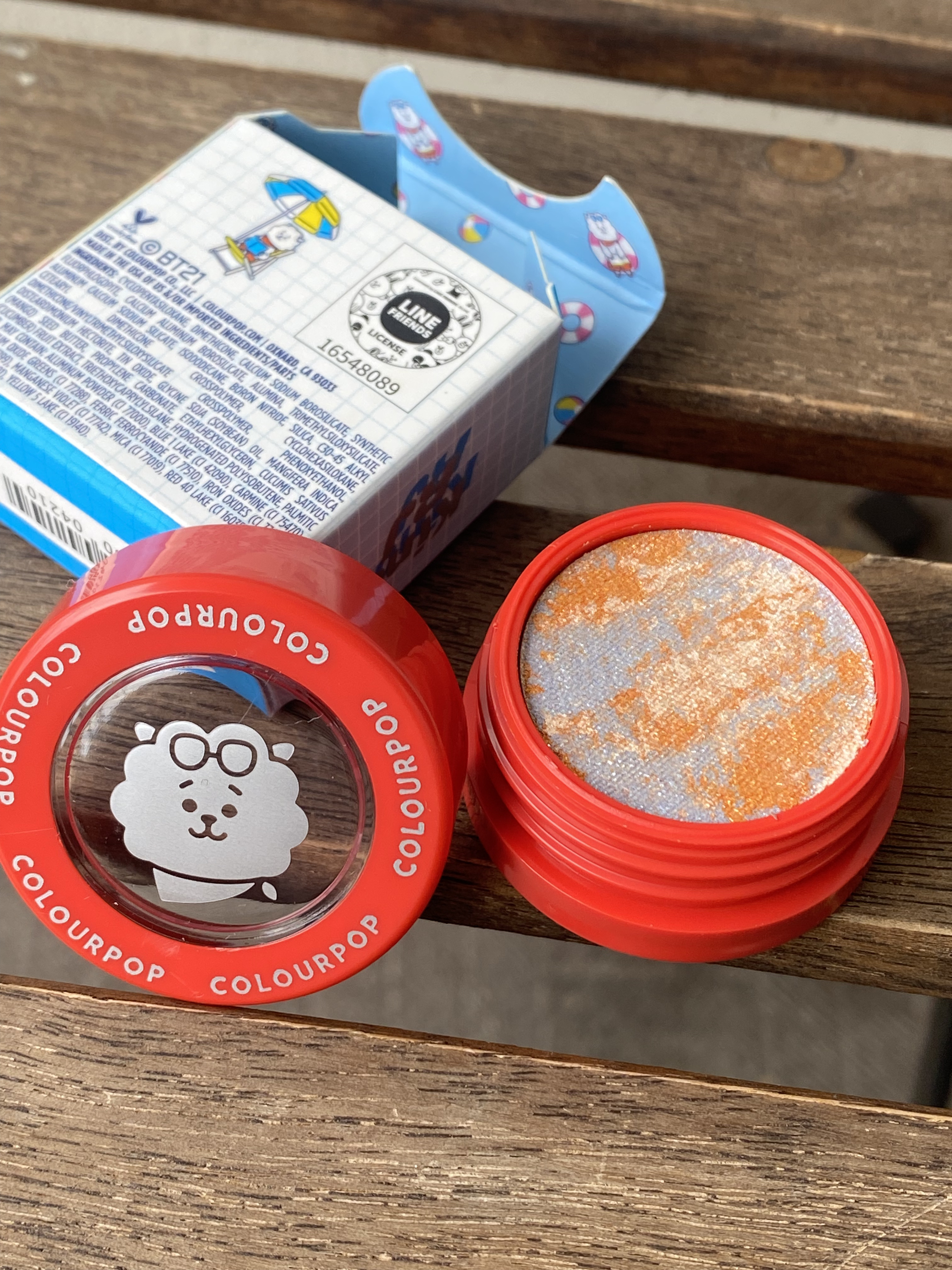  スーパーショックシャドウ/ColourPop/単色アイシャドウを使ったクチコミ（3枚目）