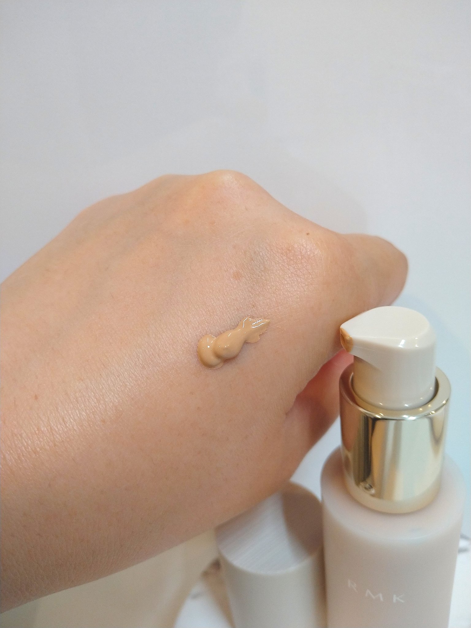 RMK ラスティング ジェルクリーミィファンデーション/RMK/クリーム・エマルジョンファンデーションを使ったクチコミ（3枚目）