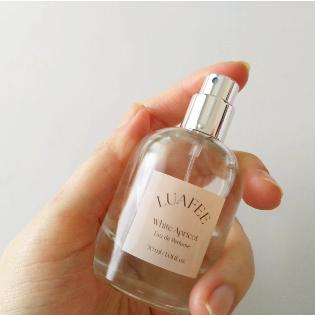 ソリッド パフューム ホワイトアプリコット/LUAFEE/練り香水を使ったクチコミ(5枚目)
