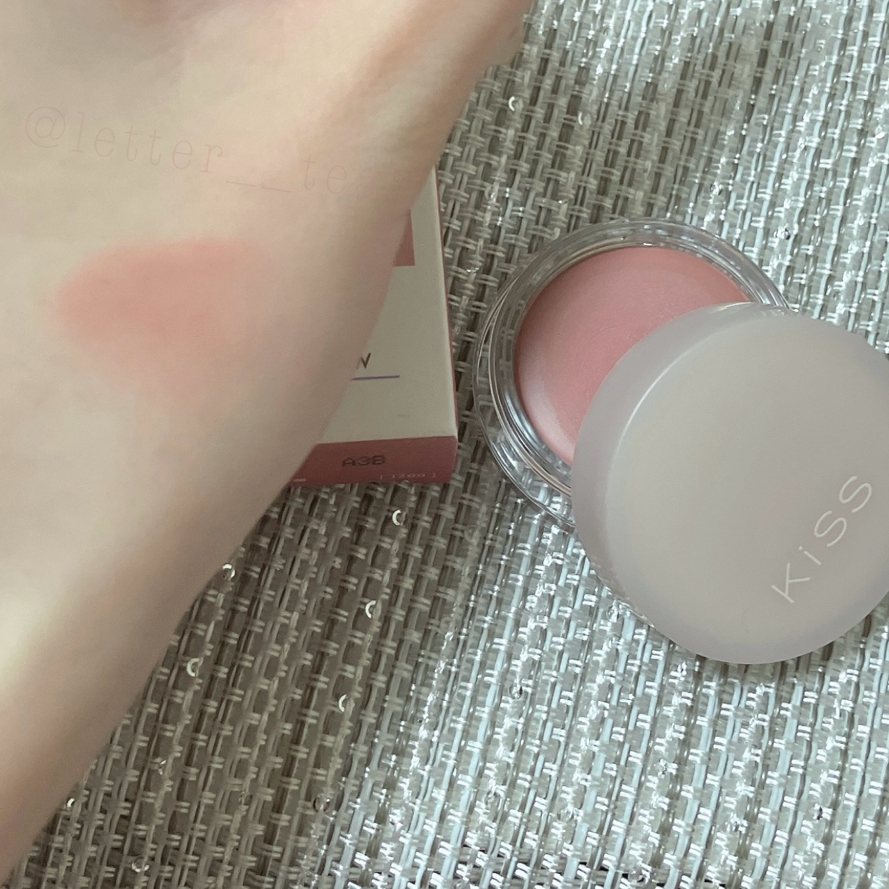 メロウシャドウ/KiSS/ジェル・クリームアイシャドウを使ったクチコミ（2枚目）