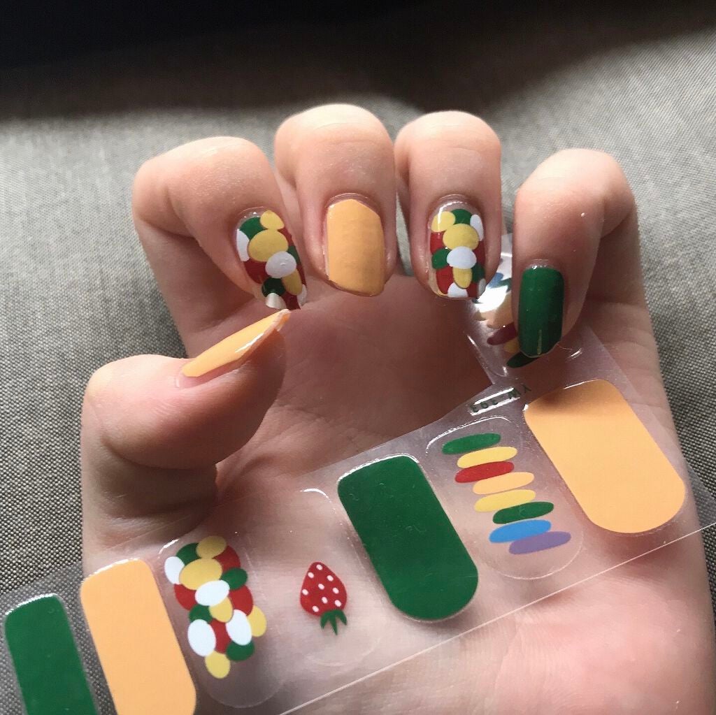 ネイルシール/Qoo10/ネイルシールを使ったクチコミ(2枚目)