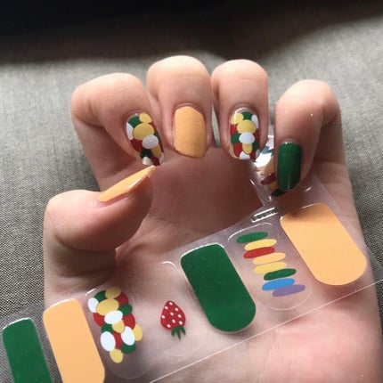 ネイルシール/Qoo10/ネイルシールを使ったクチコミ(2枚目)