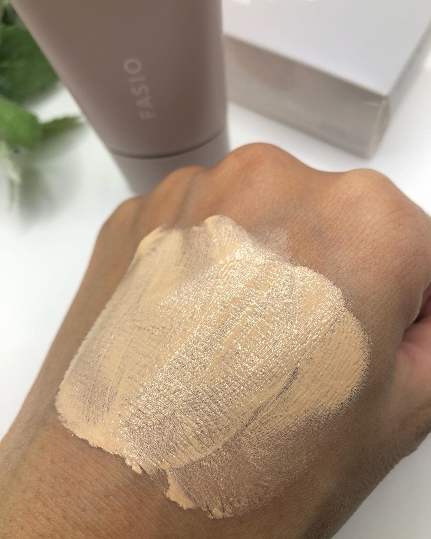 エアリーステイ BB ティント モイスト/FASIO/BBクリームを使ったクチコミ(3枚目)