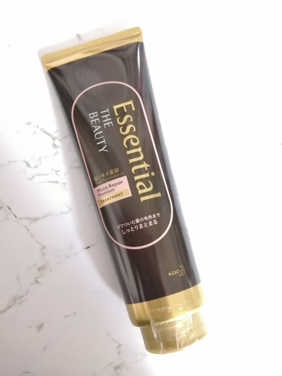 THE BEAUTY 髪のキメ美容プレミアムトリートメント<モイストリペアプレミアム>/エッセンシャル/洗い流すヘアトリートメントを使ったクチコミ(1枚目)