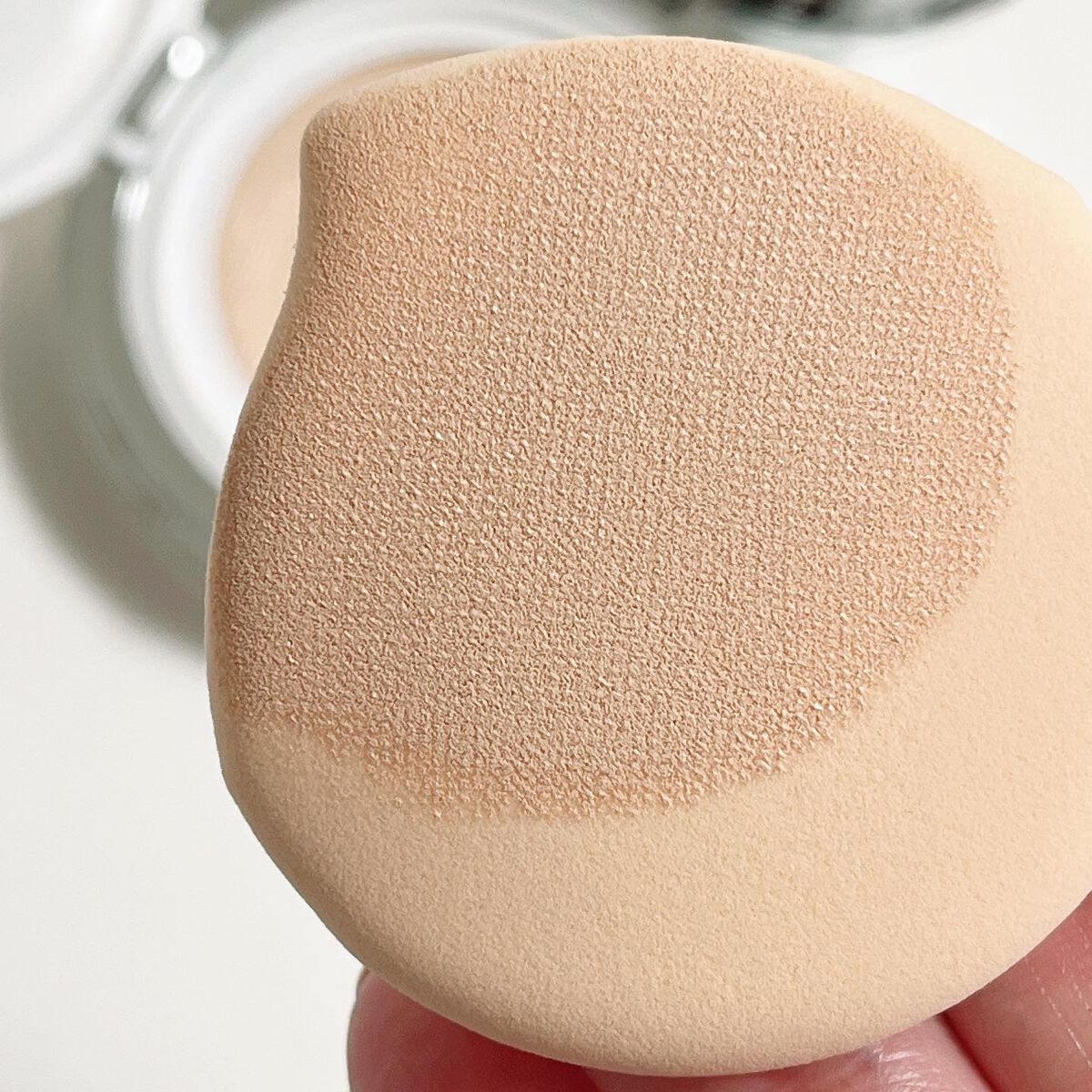 グリーミングテンションパクト/2aN/クリーム・エマルジョンファンデーションを使ったクチコミ(6枚目)