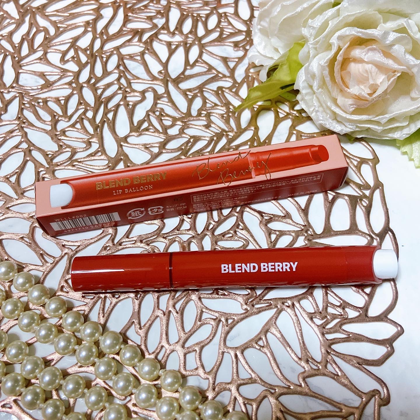 ブレンドベリー リップバルーン 002 惚気スカーレット/BLEND BERRY/口紅を使ったクチコミ（1枚目）