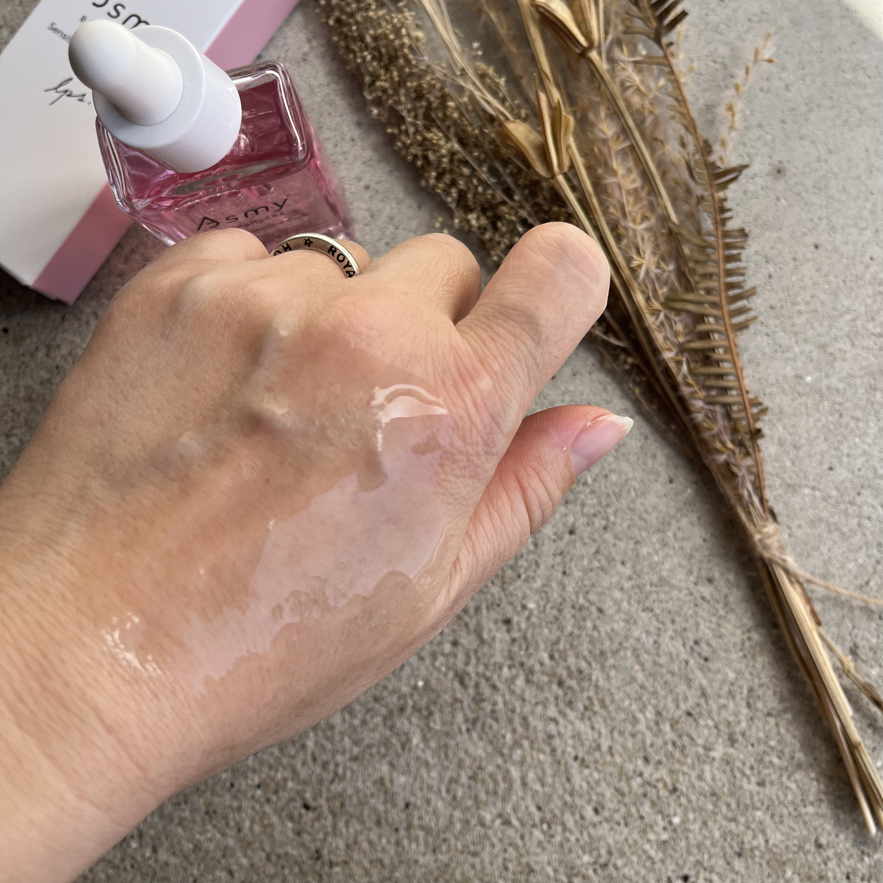 センシティブ ベースケアコンク/Asmy/美容液を使ったクチコミ（3枚目）