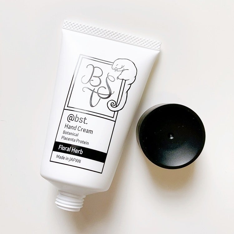 chiyo36 on LIPS 「私、秋冬の寒い時期に一番気になるのって“手の乾燥”なんです💦手..」(2枚目)