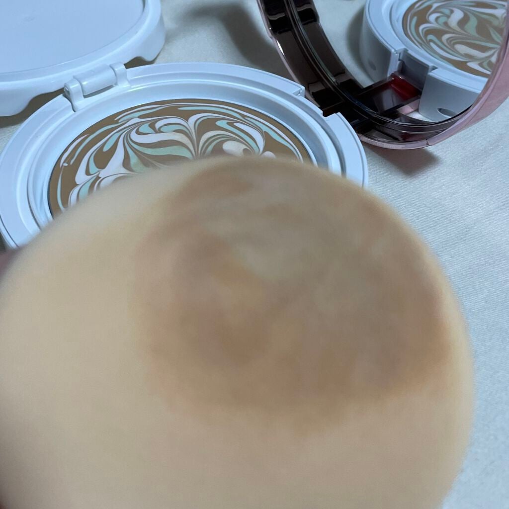 シカムーンライトパクト/4YE/クッションファンデーションを使ったクチコミ(4枚目)