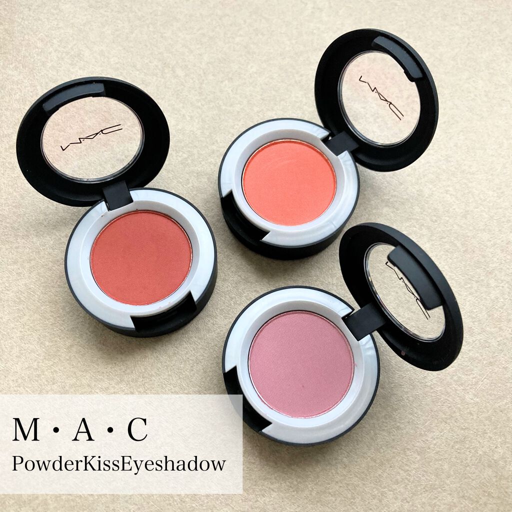 M・A・C パウダー キス アイシャドウのクチコミ「【マット好きにはたまらない♥】

MAC cosmetics
パウダーキスアイシャドウ。

デ.....」（1枚目）