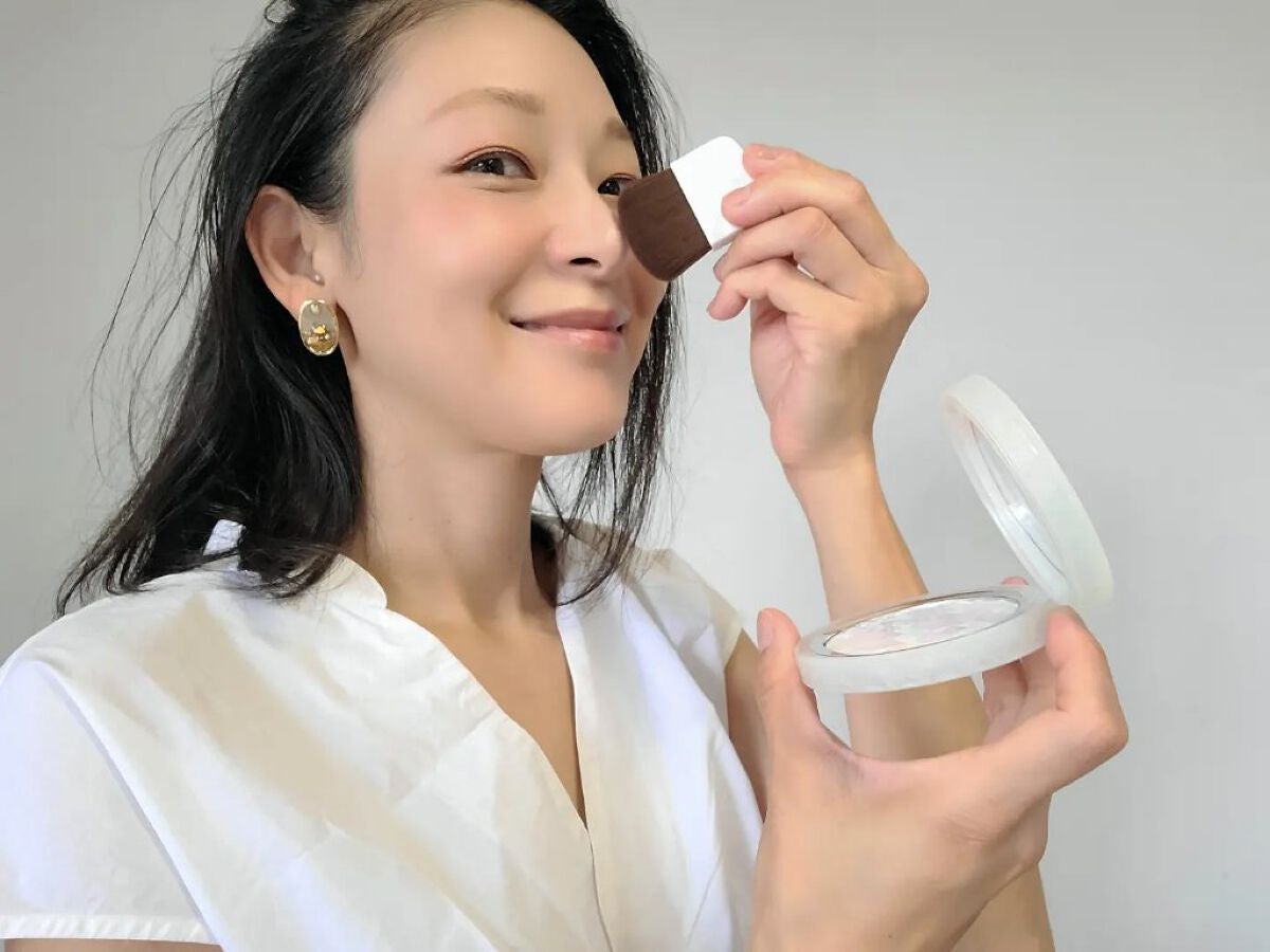 miki on LIPS 「*オーロラのようなキラメキがまぶしく透明感美肌に導いてくれそう..」(2枚目)