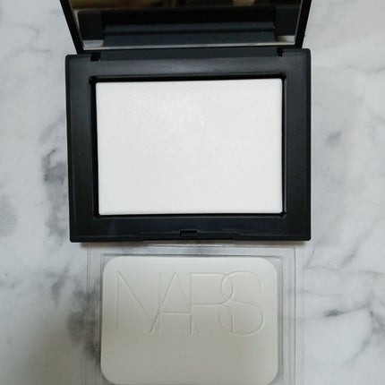 ライトリフレクティングセッティングパウダー プレスト N/NARS/プレストパウダーを使ったクチコミ(4枚目)
