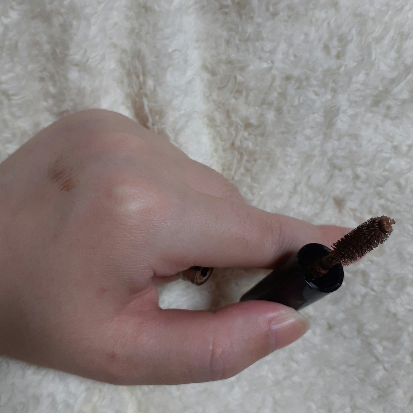 ヘビーローテーション カラーリングアイブロウEX/ヘビーローテーション/眉マスカラを使ったクチコミ(2枚目)