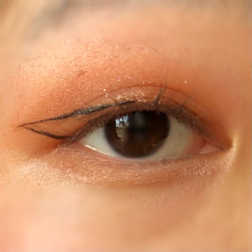 EYE OPENING LINER/UZU BY FLOWFUSHI/リキッドアイライナーを使ったクチコミ(5枚目)