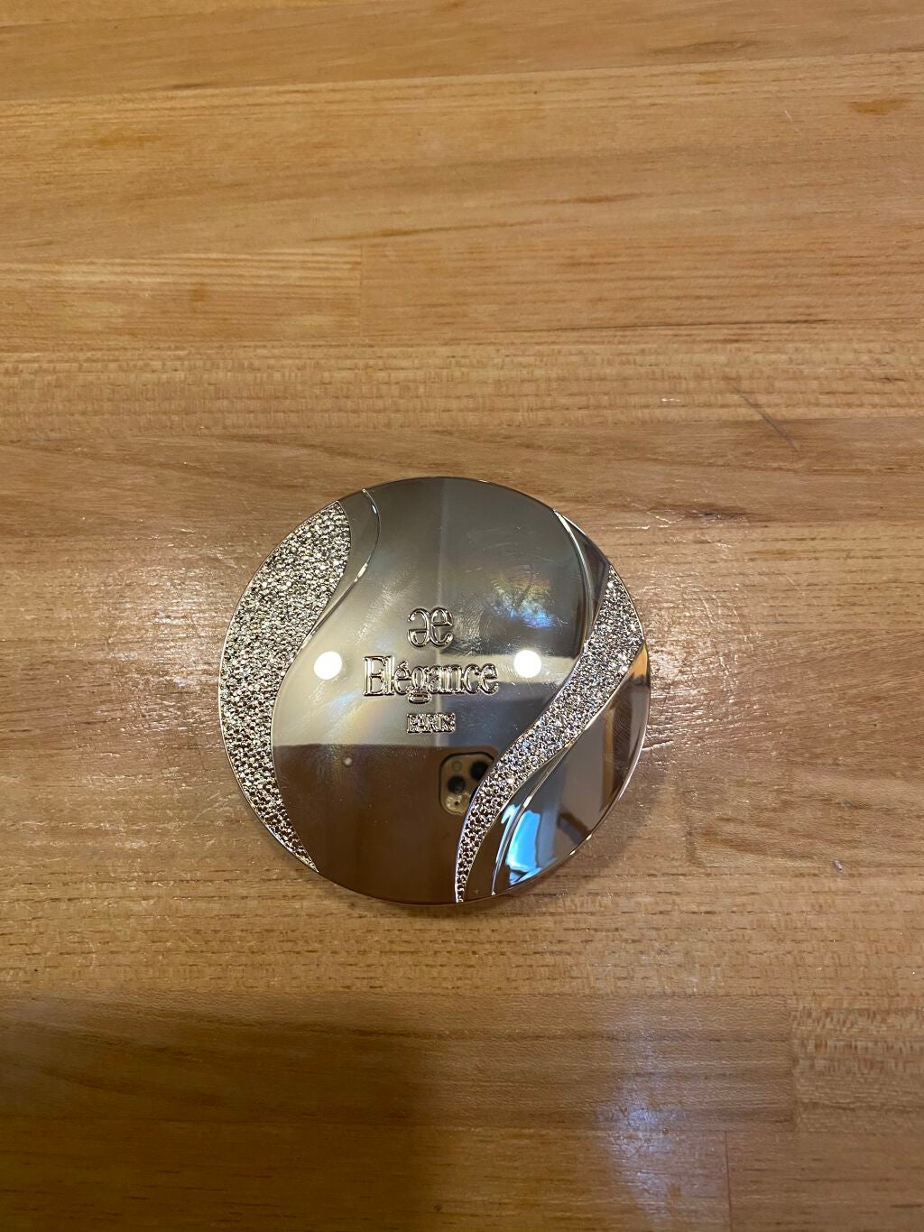 ブリス オーラ/Elégance/パウダーチークを使ったクチコミ(2枚目)