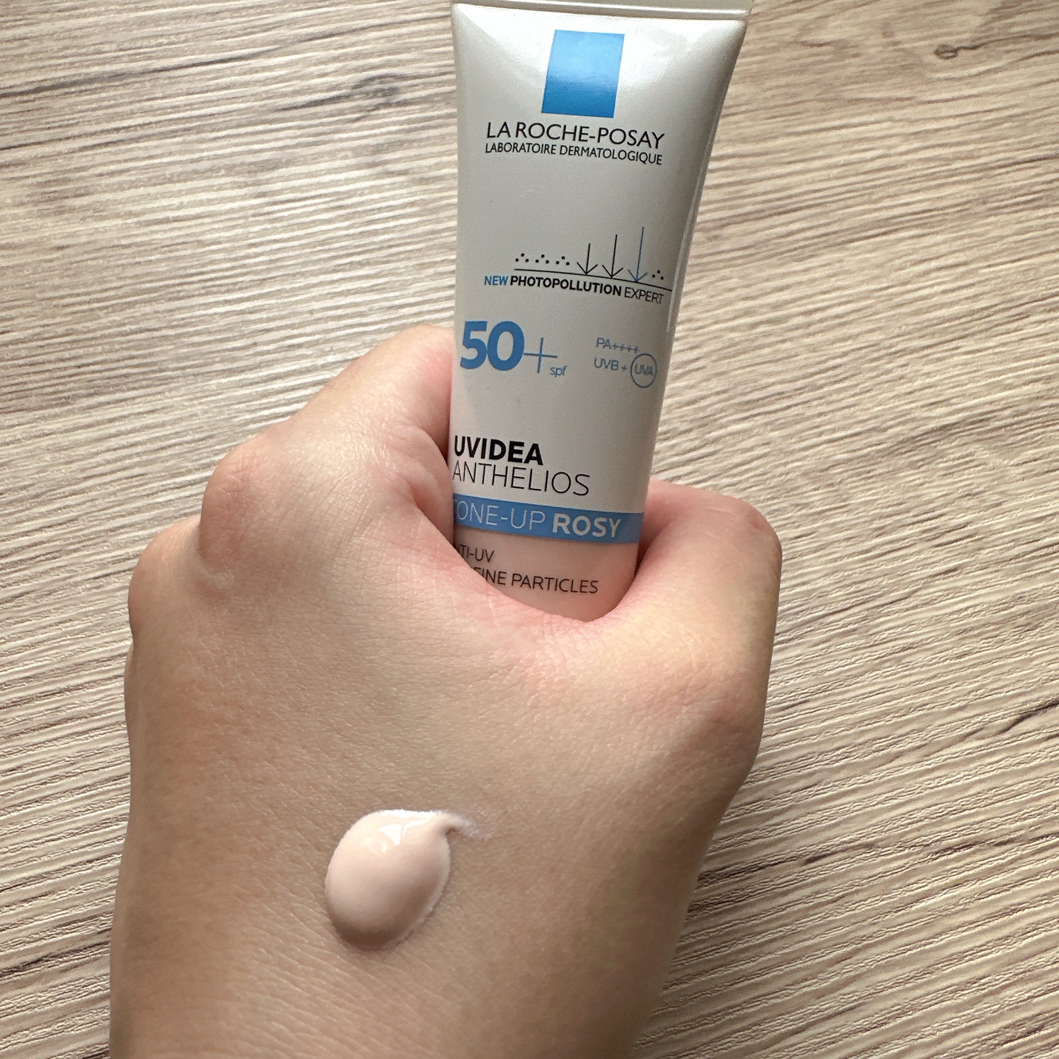 UVイデア XL プロテクショントーンアップ ローズ/ラ ロッシュ ポゼ/日焼け止めクリームを使ったクチコミ（3枚目）