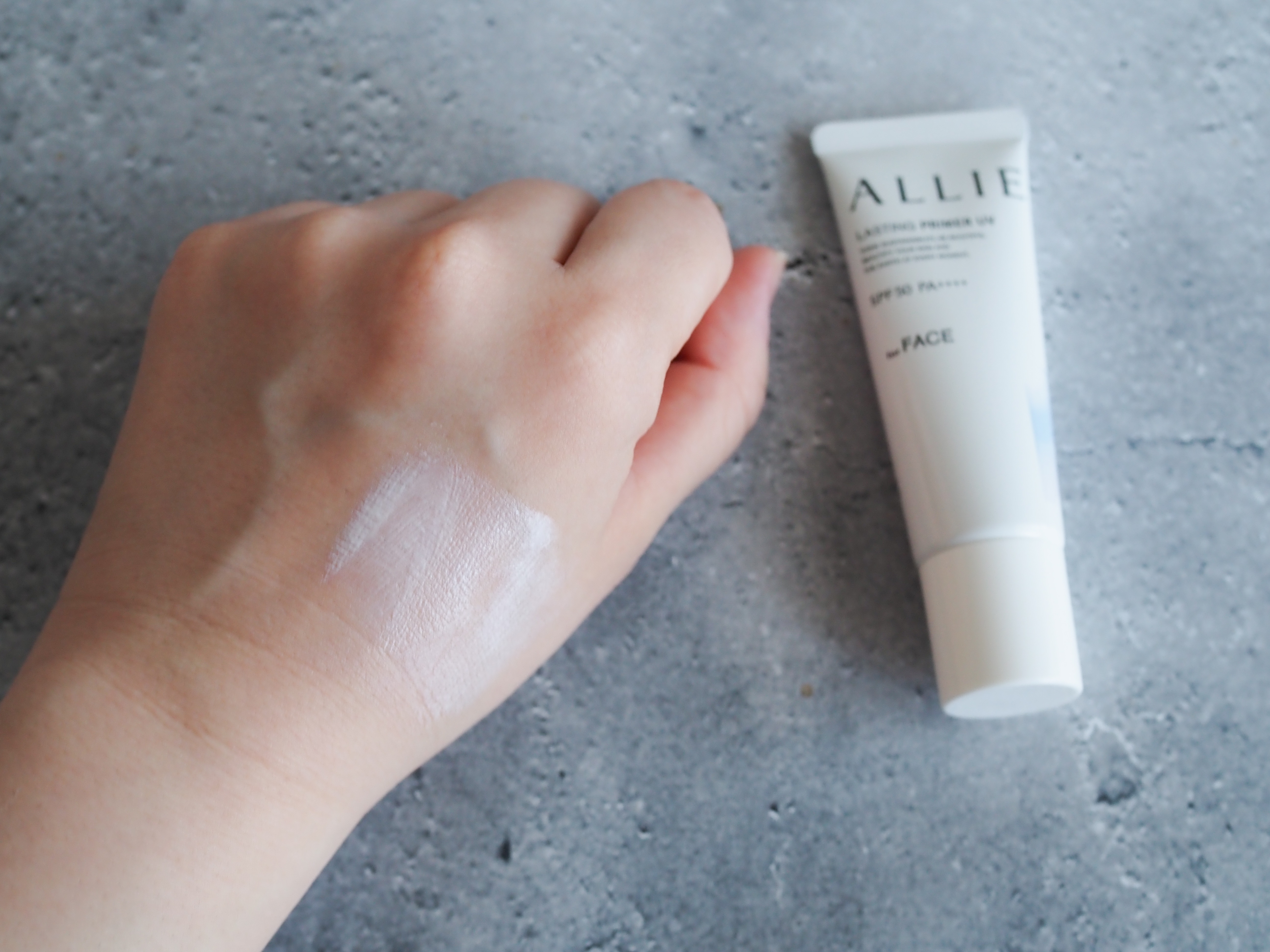 クロノビューティ カラーオンUV/アリィー/日焼け止めクリームを使ったクチコミ（3枚目）