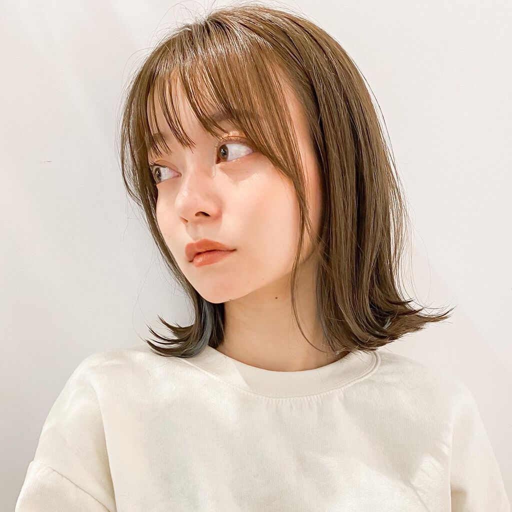 金子颯汰 on LIPS 「ストレートボブや内巻きボブではなくくびれるボブが大人っぽく可愛..」(3枚目)