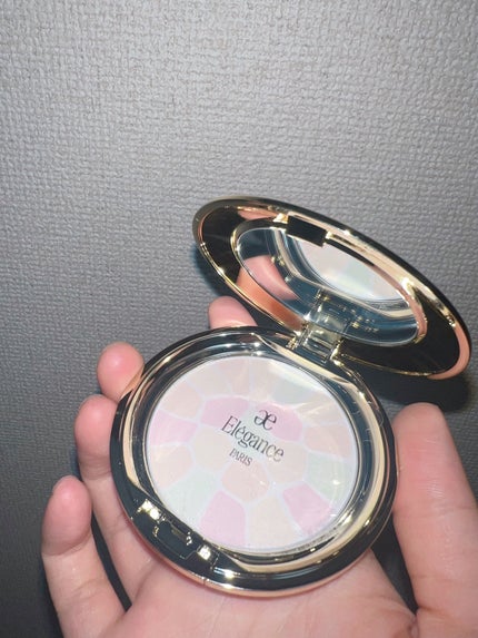 ラ プードル オートニュアンス/Elégance/プレストパウダーを使ったクチコミ(1枚目)