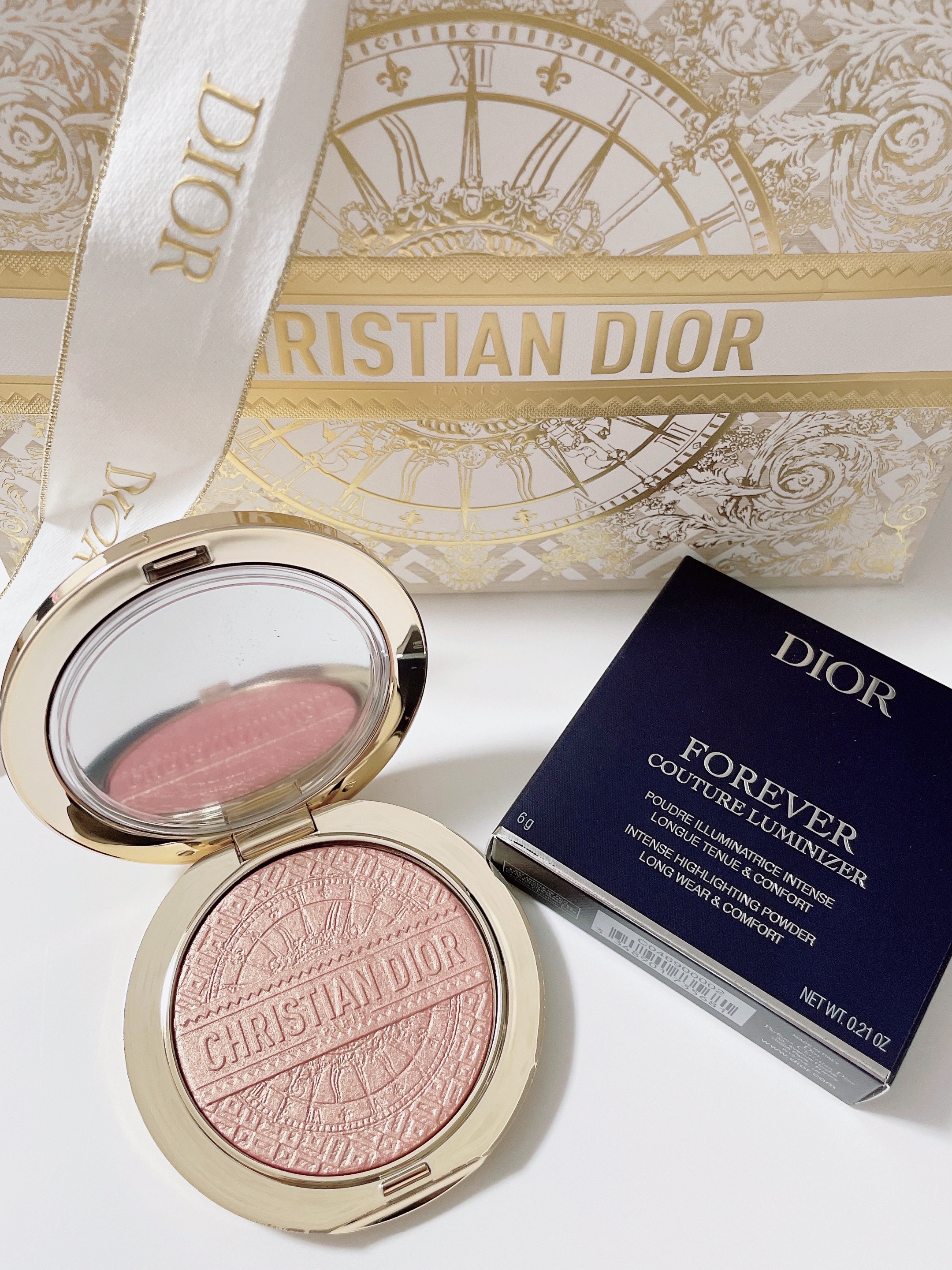 ディオールスキン フォーエヴァー クチュール ルミナイザー（クリスマス コレクション 2024 限定品） 002 コライユ ルミエール/Dior/プレストパウダーを使ったクチコミ（2枚目）