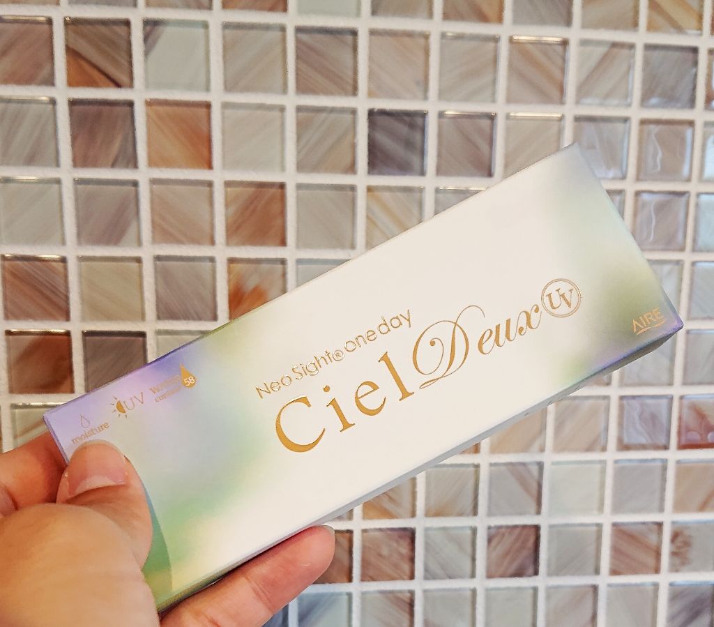 Neo Sight one day
Ciel Deux UV
UMBER BLOND

カラコンレポです！
着色部外径12.8㎜の小さめナチュラルレンズ。
カラーは3種類あって、
瞳を柔らかく見せる「ぼかしフチ」のルカブラウン＆ルカチャコー