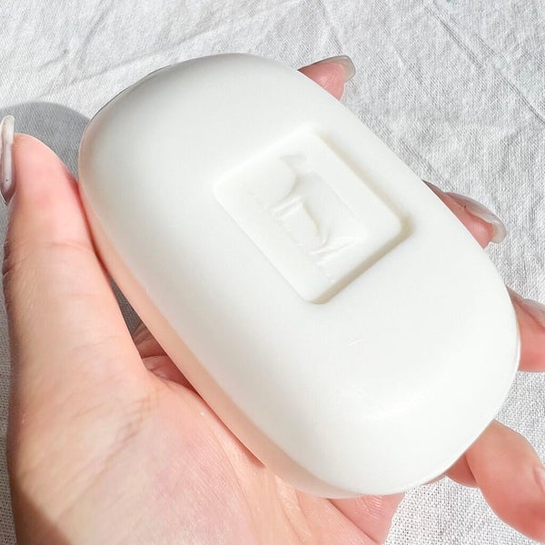 赤箱 (しっとり)/カウブランド/洗顔石鹸 by チャンユカ