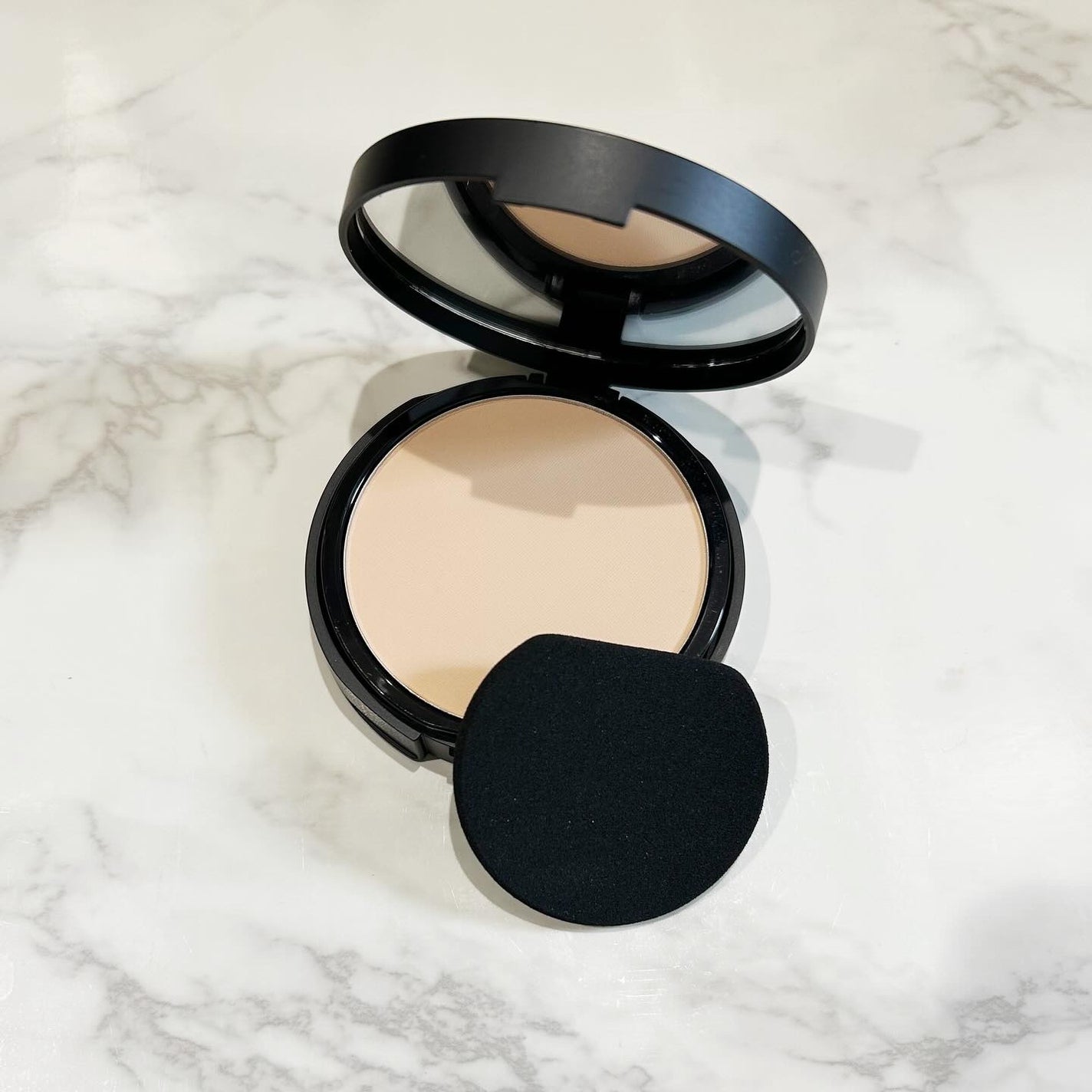 ベアプロ 24HR パウダー ファンデーション/bareMinerals/パウダーファンデーションを使ったクチコミ(2枚目)