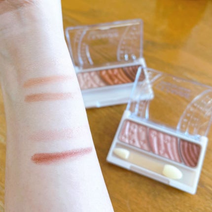 トーンアップアイシャドウ/CEZANNE/アイシャドウパレットを使ったクチコミ(2枚目)