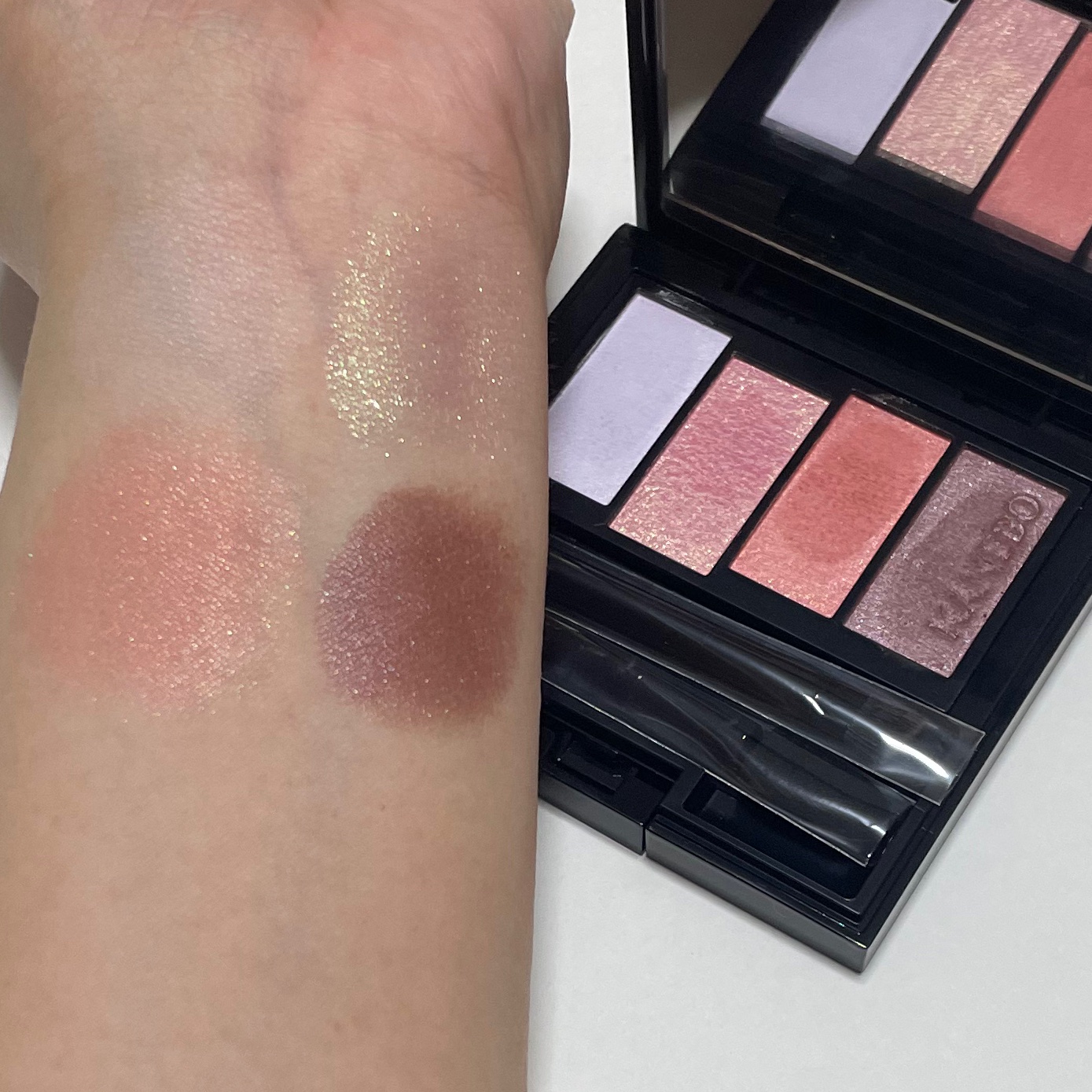 カラードシャドウ 01 Sentimental Wave/KANEBO/アイシャドウパレットを使ったクチコミ（3枚目）