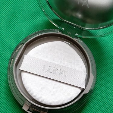 LUNA ブラーカバークッションのクチコミ「LUNA様よりブラーカバークッション(01号バニラ)提供頂きました✨

こういうミラーパッケー.....」（3枚目）