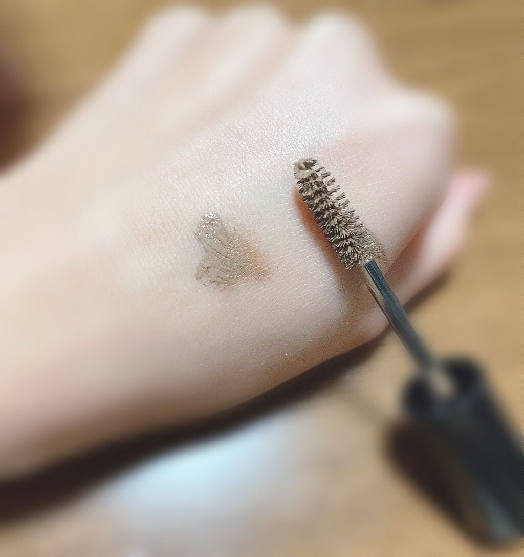 カラーリングアイブロウ/ヘビーローテーション/眉マスカラを使ったクチコミ(2枚目)