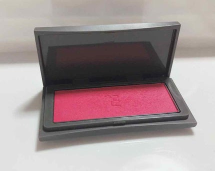 チーキーシークブラッシュ/THREE/パウダーチークを使ったクチコミ(1枚目)